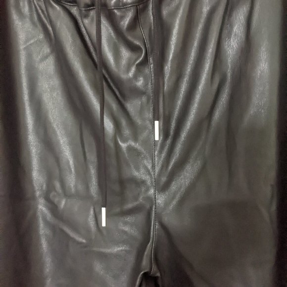 Ladies Plus Size Joggers - Picture 2 of 9